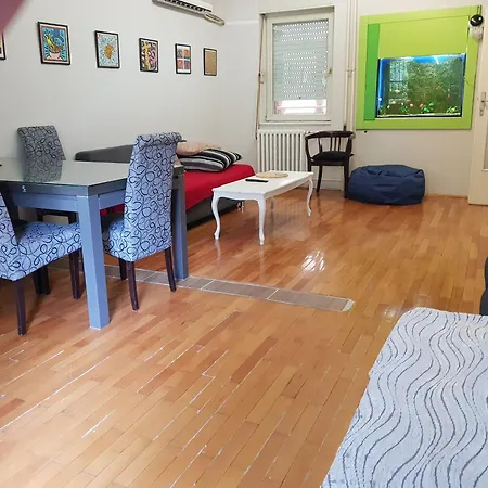 Apartment Big With Parking *